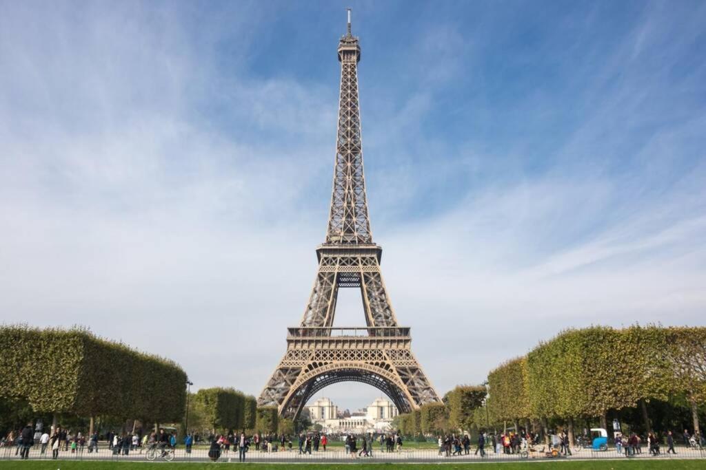 サン＝ドニChic Apart With Great View Of Parisアパートメント エクステリア 写真